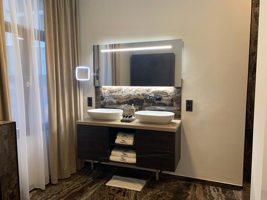 bathroom – Suite Rubens, Botanique Suites Antwerp